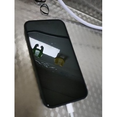 Защитное стекло 3D на iPhone 12/12 Pro (6,1") Vpro (green light) 0,3 мм черная рамка, фото №11, добавлено пользователем