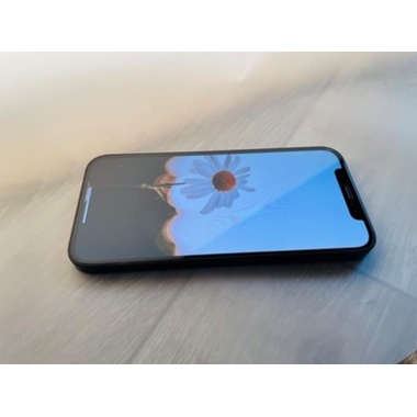 Матовое защитное стекло 3D на iPhone 12/12 Pro (6,1") Vpro 0,3 мм черная рамка, фото №2, добавлено пользователем
