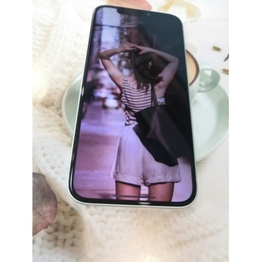 Приватное (anti-spy) 3D защитное стекло на iPhone 12/12 Pro (6,1") Vpro 0,3 мм черная рамка, фото №25, добавлено пользователем