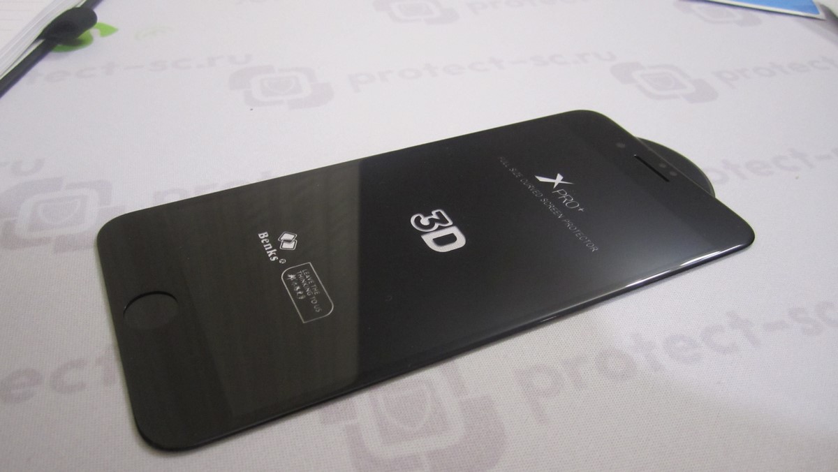 выбираем XPro защитное стекло со скруглением на iPhone