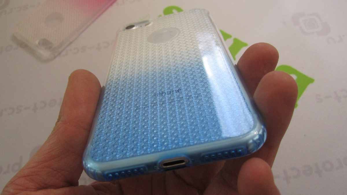 прозрачный голубой градиентный чехол на Apple iPhone 7 фото