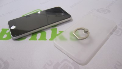 прозрачный чехол с кольцом белого цвета и матовой структуры на iphone 7 7 plus
